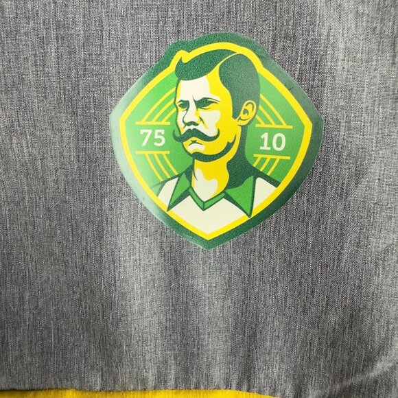 Tampa Bay Rowdies Official Jacket Windbreaker M Hooded Crest Green/Grey/Yellow - Picture 3 of 12